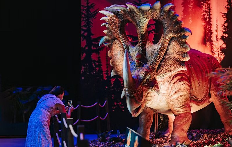 dinosaur invasion dinosaur exhibition world touring exhibitions 7